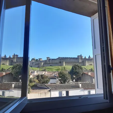Frühstückspension Face Cite - D'hotes - Parking & Garage Gratuit - Wi-fi Gratuit Carcassonne