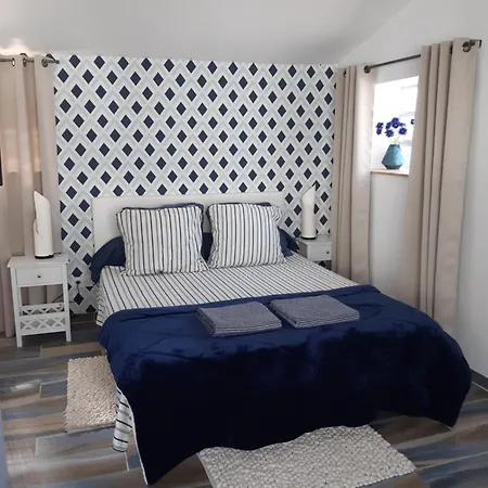 Panzió Face Cite - D'hotes - Parking & Garage Gratuit - Wi-fi Gratuit