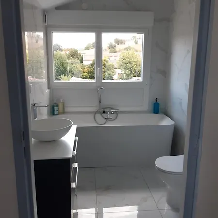 Face Cite - D'hotes - Parking & Garage Gratuit - Wi-fi Gratuit