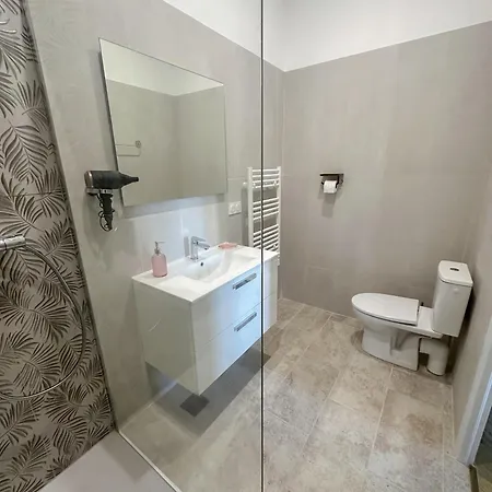 Face Cite - D'hotes - Parking & Garage Gratuit - Wi-fi Gratuit Carcassone