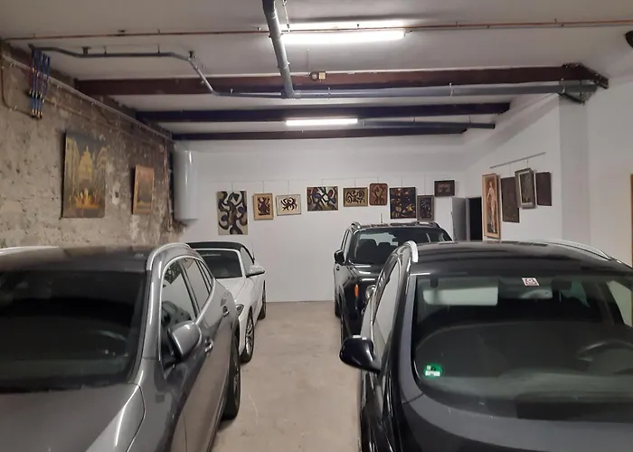 Alojamento de Acomodação e Pequeno-almoço Face Cité - D'hôtes - Parking&garage Gratuit - Wi-fi Gratuit Carcassonne